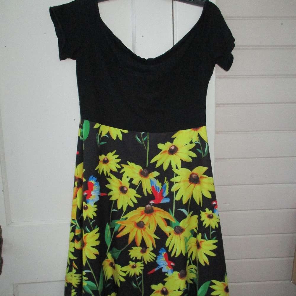 WOMENS REG SUMMER DRESS. 12-14..EXC.BLACK/YELLOW
